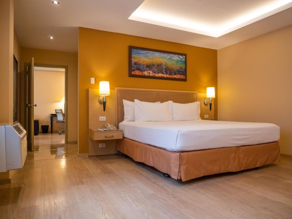 Grand Hotel Guayaquil, Ascend Hotel Collection Buitenkant foto
