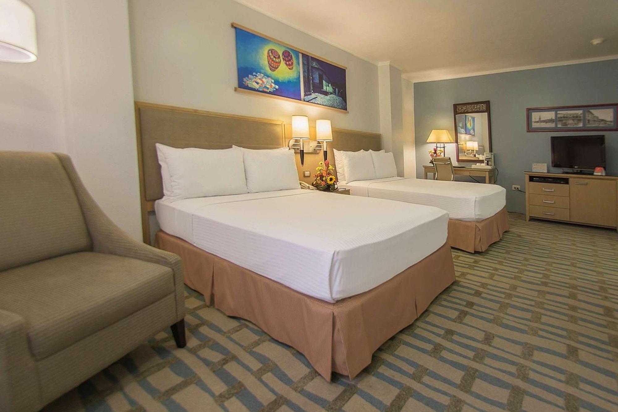 Grand Hotel Guayaquil, Ascend Hotel Collection Buitenkant foto